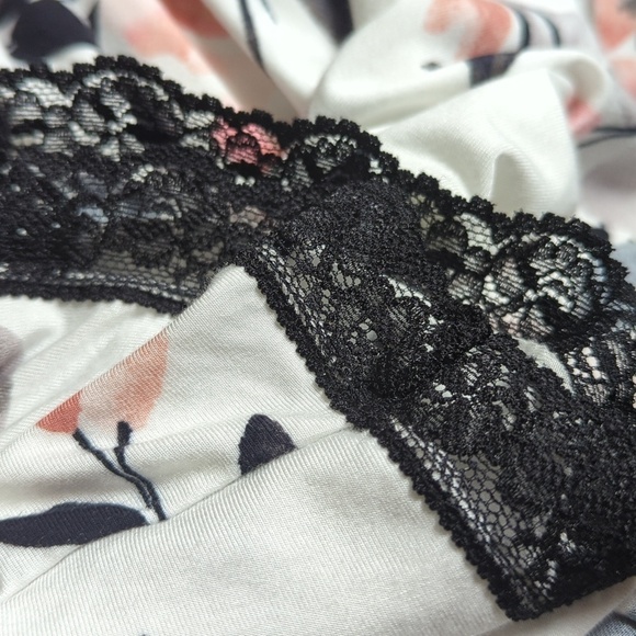 Soma Floral Lace Trim Stretchy Open Cardigan Robe Wrap Topper Ivory L - Picture 9 of 13